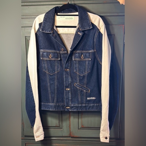 NWOT Off-White Blue and White Jean Jacket Trending Sleeve Color Block Contrast - Picture 1 of 12